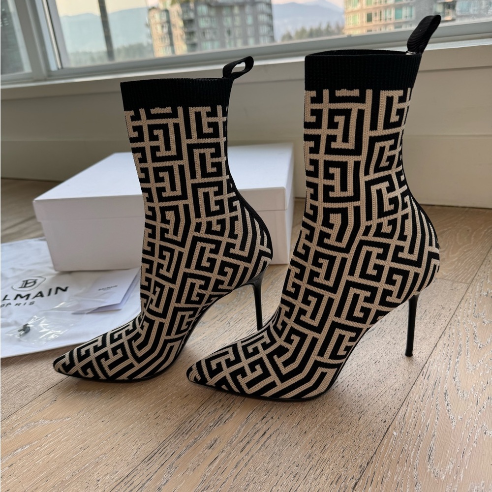 Balmain booties size 36.5 worn once